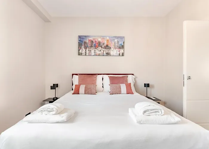 Centro Trevi 2 Bedroom Kasa Trevi Apartment *