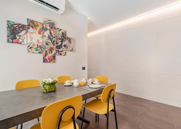 Centro Trevi 2 Bedroom Kasa Trevi