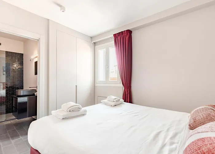 Centro Trevi 2 Bedroom Kasa Trevi Apartment
