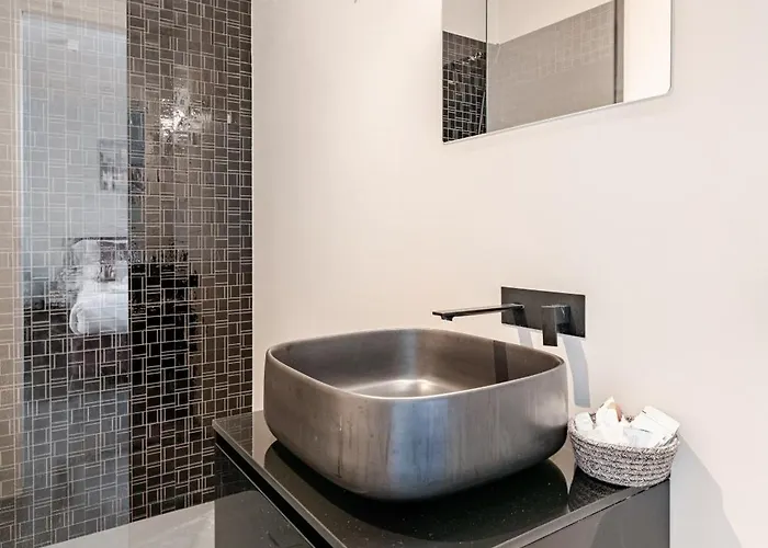 Centro Trevi 2 Bedroom Kasa Trevi